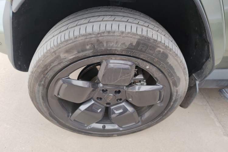 Used  V23 2025 501 Four-Wheel Drive Intelligent Driving Version
