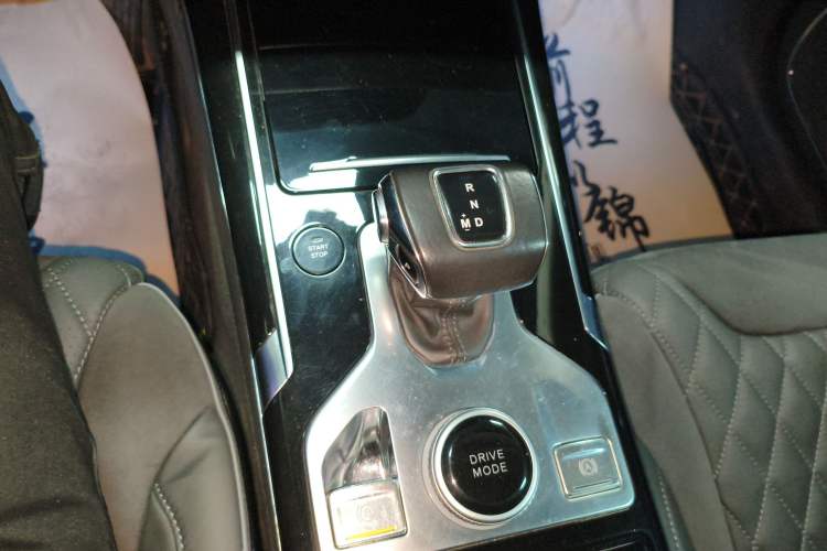 Used Hongqi HS5 2019 2.0T Smart Connect Flagship All-Wheel-Drive Version
