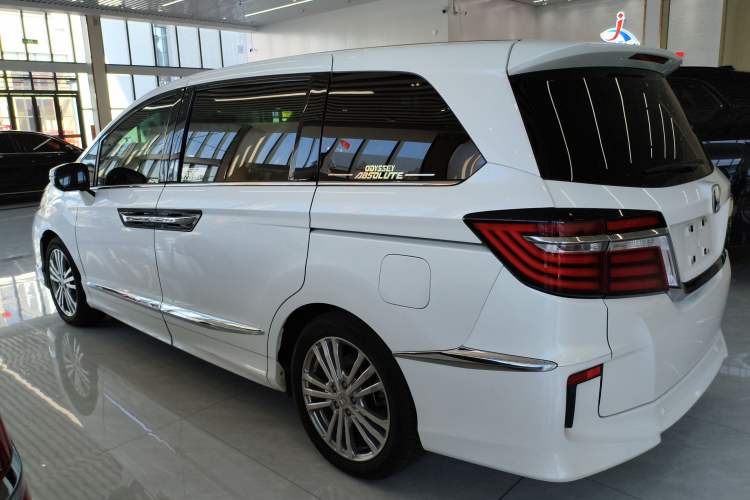 Used Honda Elysion 2016 2.4L Style Edition
