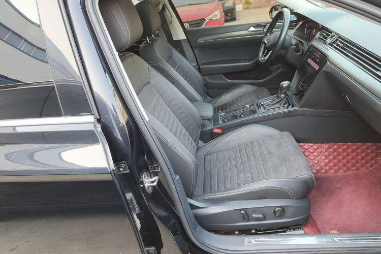 Used Volkswagen Magotan 2020 330TSI DSG Luxury Edition
