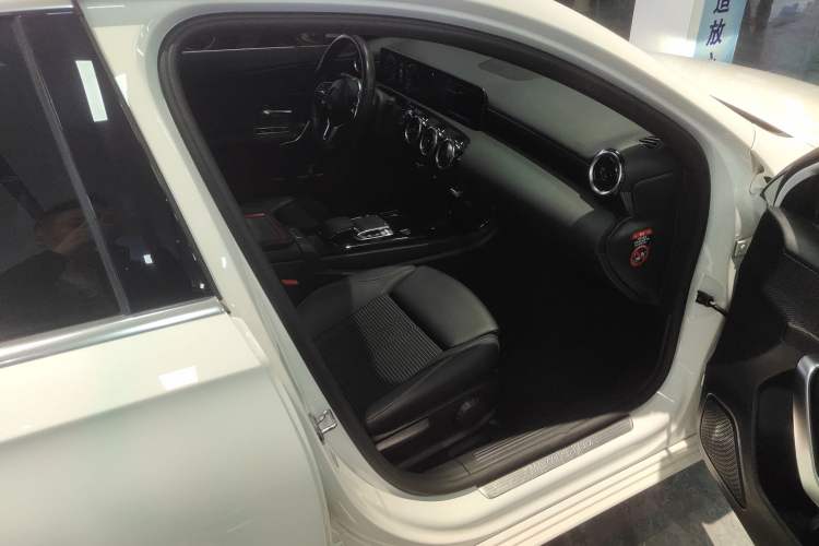 Used Mercedes-Benz A-Class 2019 A 200 Dynamic Edition
