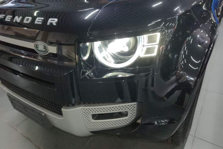 Used Land Rover Defender 2024 110 3.0T P400 X-DYNAMIC HSE
