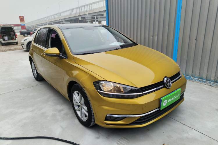 Used Volkswagen Golf 2018 230TSI Automatic Comfort Model
