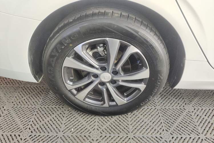 Used Changan Eado 2022 PLUS Blue Whale NE 1.4T GDI DCT Prestige Edition
