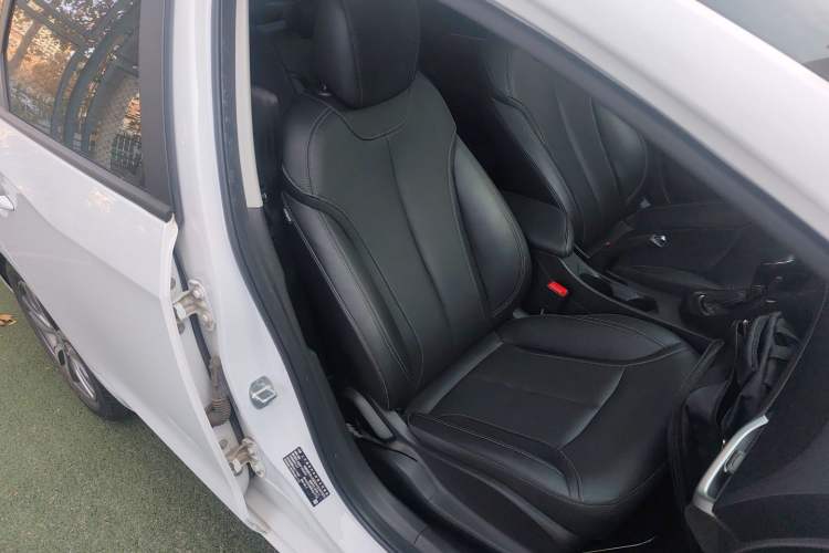 Used Buick GT 2021 Revised Version 1.3T Automatic Mild Hybrid Elite Edition
