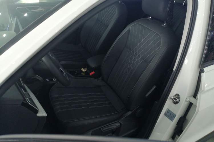 Used Volkswagen Tiguan L 2022 330TSI Automatic Two-Wheel Drive Comfort Edition
