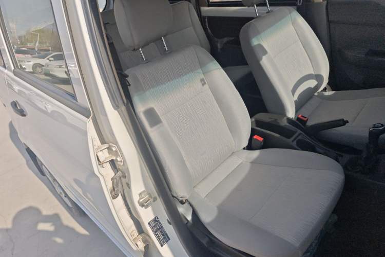 Used Wuling Hongguang 2015 1.5L S Basic Version China V Standard