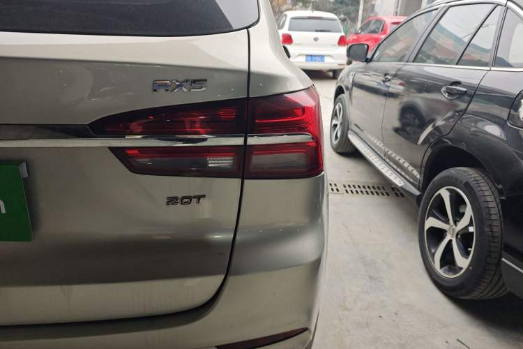 Used Roewe RX5 2020 20T Automatic 4G Connected Million Edition
