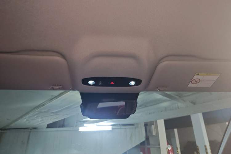 Used  E5 2024 530km Long-Range Version
