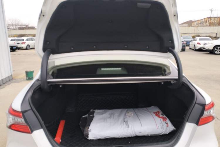 Used Toyota Camry 2018 Dual-Engine 2.5 HG Luxury Edition