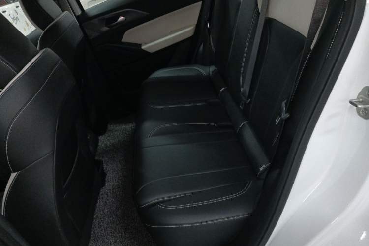 Used Geometry E Firefly 2024 301km Flowing Light
