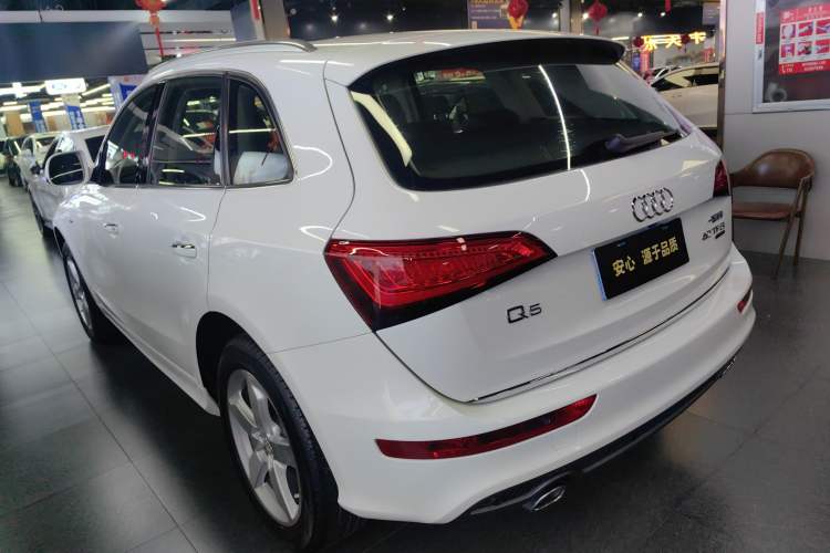 Used Audi Q5 2017 Plus 40 TFSI Ambition Model