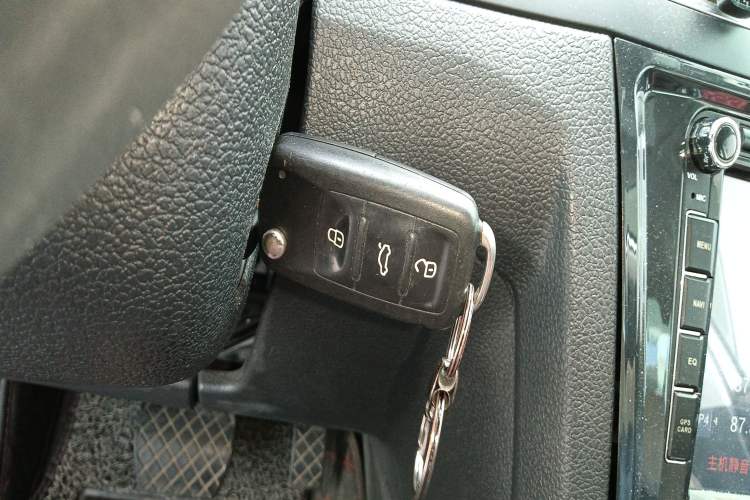 Used Volkswagen Bora 2018 1.5L Automatic Fashion Model