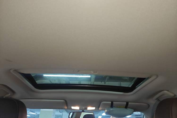 Used Mitsubishi Outlander 2018 2.0L Two-Wheel Drive Glory Edition 5 Seats