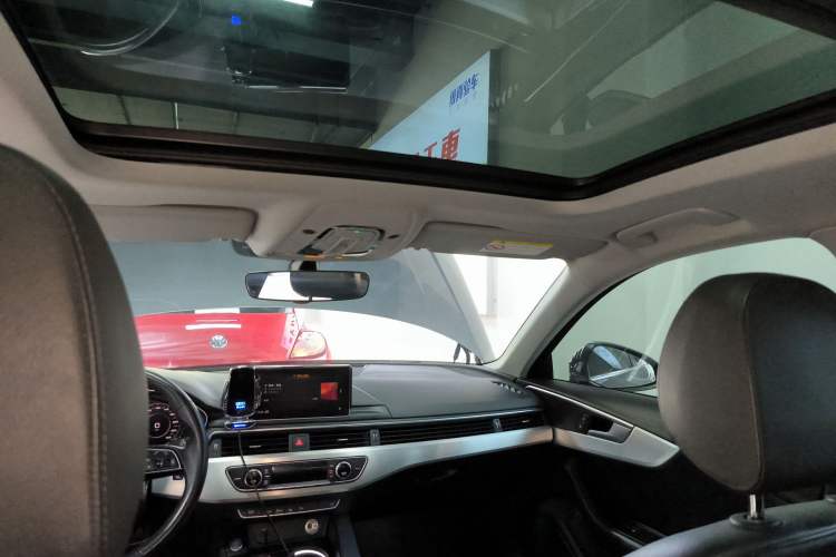 Used Audi A4L 2019 40 TFSI Fashion Edition China VI Emission Standard