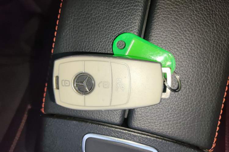 Used Mercedes-Benz A-Class 2022 Revised Version A 200 L Sport Sedan Fashionable Style
