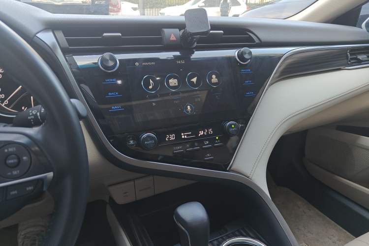 Used Toyota Camry 2019 Revised Version 2.5G Luxury Edition