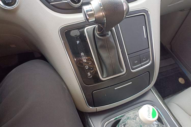 Used  Refine M6 2018 2.0T Prestige Version