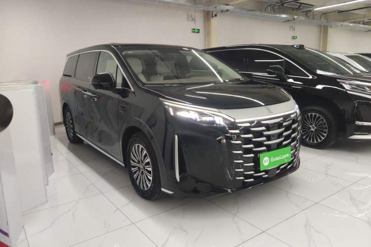 Used BYD Xia 2025 DM-i 1.5T 180km Beyond Edition
