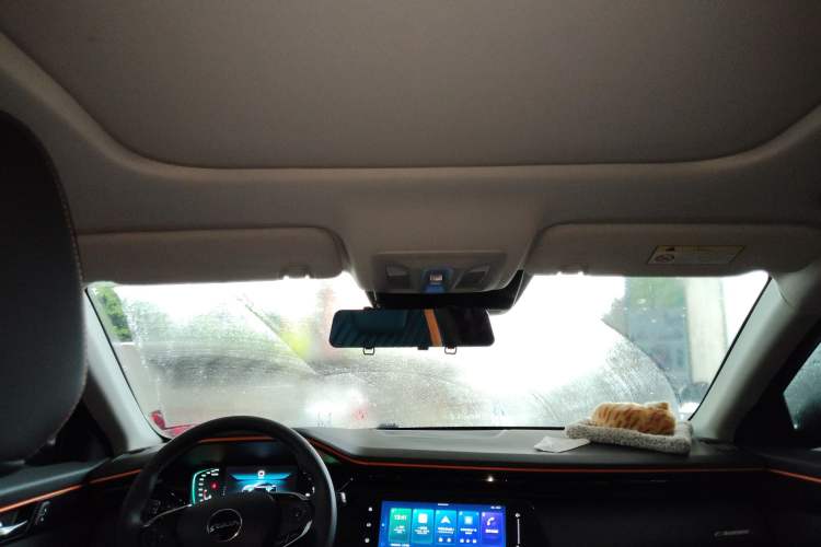 Used Dongfeng Aeolus Yixuan MAX 2023 1.5T Ultra-Stylish Trendsetting Dad Edition
