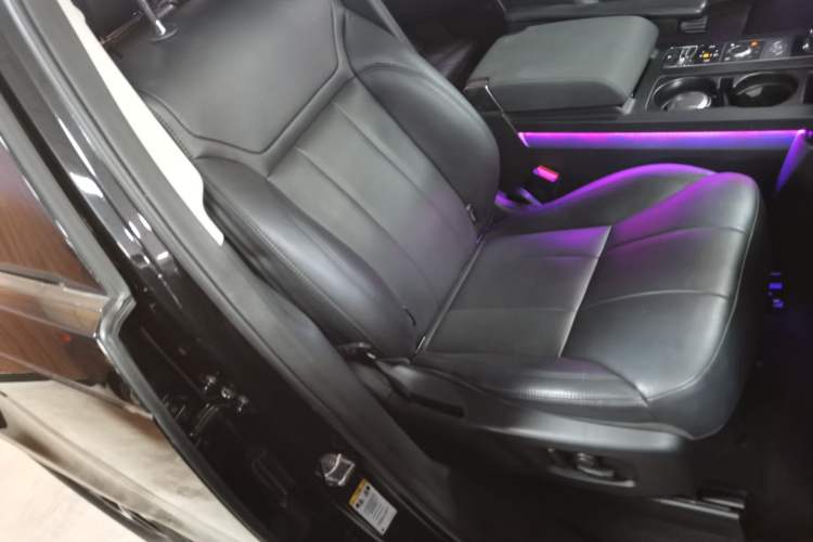 Used Land Rover Discovery 2018 3.0 SC V6 SE
