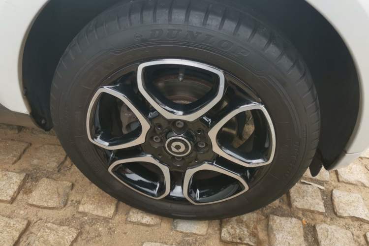 Used  fortwo 2019 0.9T 66kW Hardtop Wind Power Edition China VI
