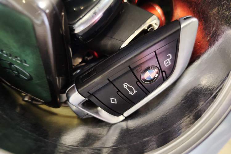 Used BMW 3 Series 2020 325Li First Edition
