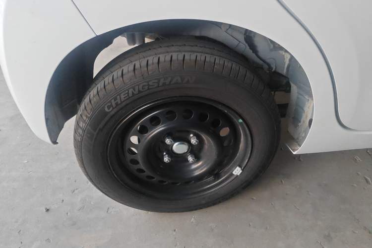 Used JMEV Xiao Qilin 2024 201 km Luxury Version