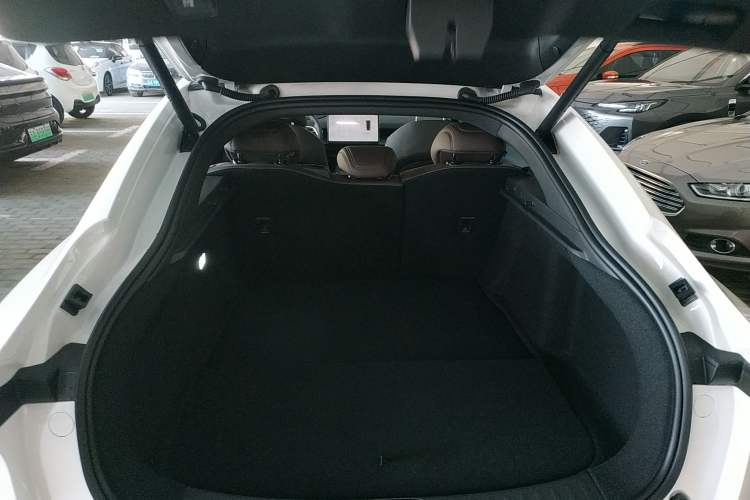 Used  A07 2025 Range-Extended "Truly Delicious" 140 Elite Version
