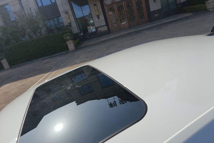 Used Volkswagen Lavida 2015 1.6L Automatic Comfort Edition
