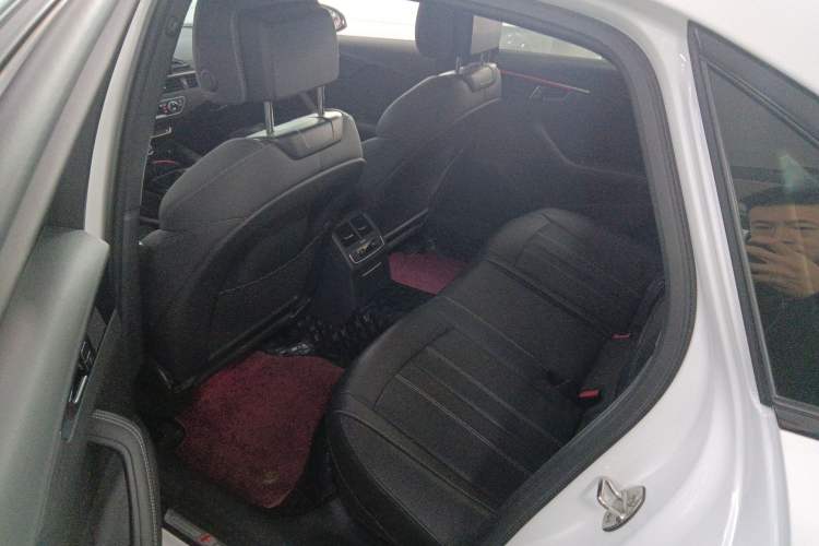 Used Audi A4L 2024 40 TFSI Luxury Dynamic Edition