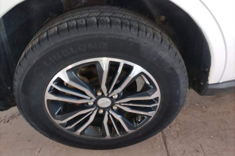 Used Geely Auto Vision X6 2018 1.8L Manual 4G Connect Luxury Edition