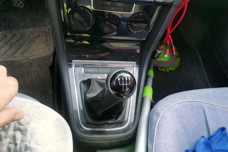 Used Volkswagen Bora 2014 1.6L Manual Fashion Edition