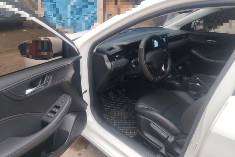 Used Roewe i5 2023 1.5L Manual Excellence Edition
