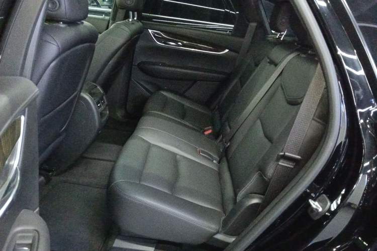 Used Cadillac XT5 2018 28E Four-Wheel Drive Tech Version
