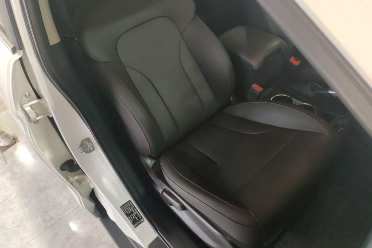 Used Haval M6 2019 1.5T Manual Two-Wheel Drive Elite Version China VI Standard
