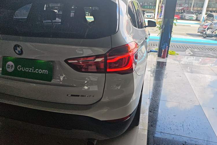 Used BMW X1 2019 sDrive20Li Leading Model
