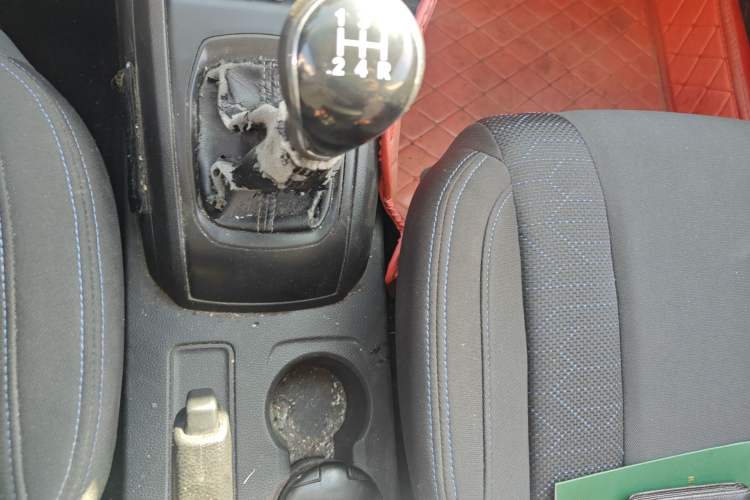 Used Baojun 310 2016 1.2L manual Comfort trim level
