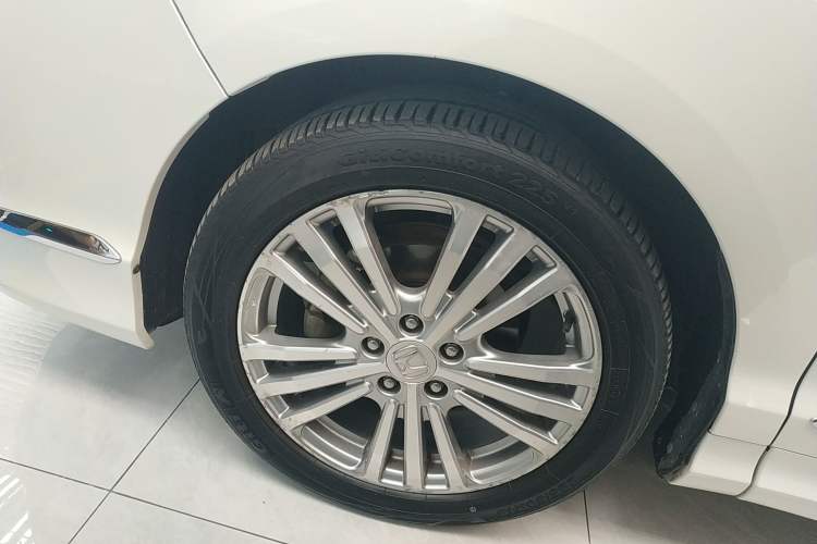 Used Honda Elysion 2016 2.4L Luxury Edition
