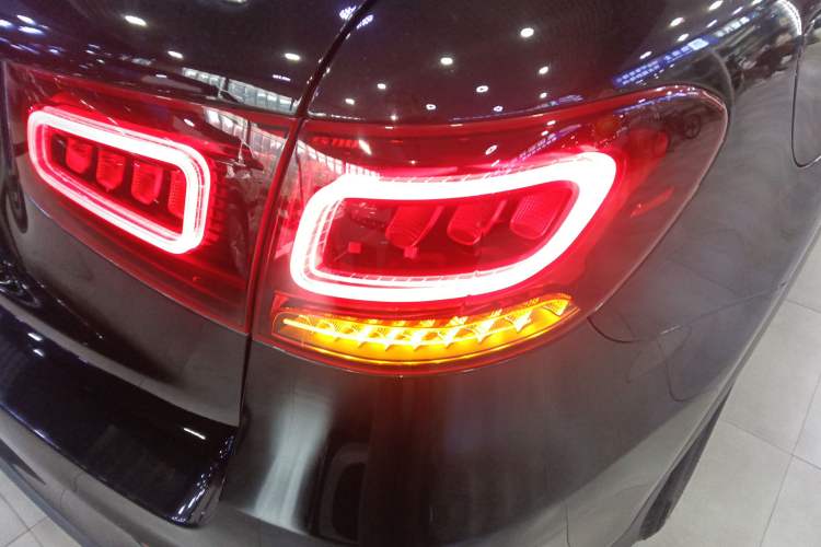 Used Mercedes-Benz GLC 2021 GLC 300 L 4MATIC Dynamic Model
