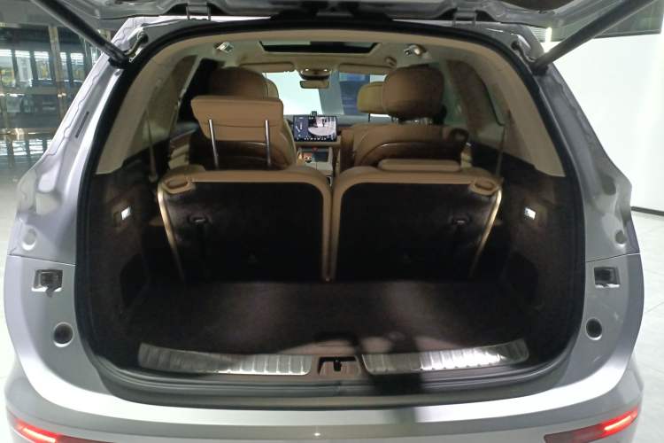 Used Hima AITO M7 2024 1.5T Intelligent Drive 4x4 Max Edition 6 Seats
