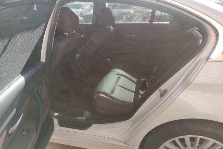 Used BMW 3 Series 2018 320Li Fashion Model
