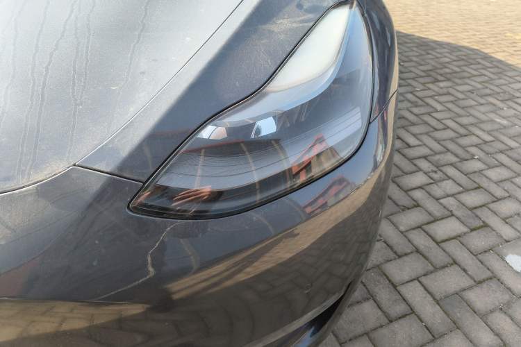 Used Tesla Model Y 2021 Long-Range All-Wheel-Drive Version 3D7
