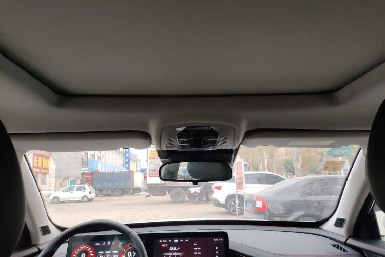 Used  Zhuifeng 2020 Chasing the Waves Edition 1.5T CVT Xingrui Version
