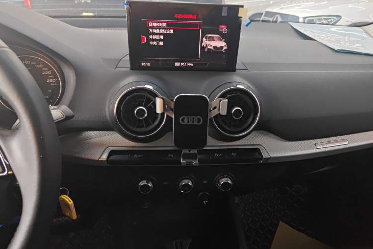 Used Audi Q2L 2021 35 TFSI Progressive Dynamic Edition
