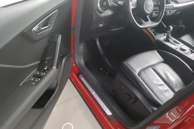 Used Audi Q2L 2022 35 TFSI Fashion Dynamic Model
