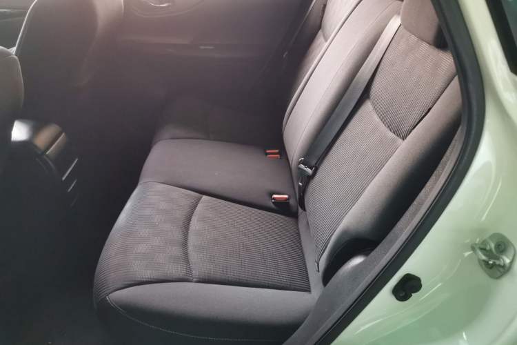 Used Nissan Tiida 2016 1.6L CVT Cool Dynamic Edition
