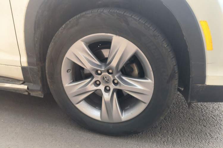 Used Toyota Highlander 2015 2.0T Two-Wheel Drive Luxury Edition 7 Seats
