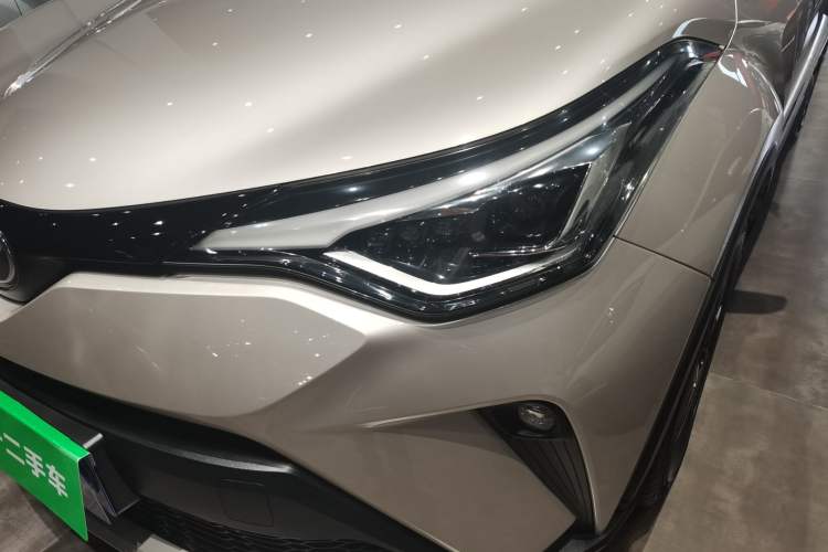 Used Toyota C-HR 2021 2.0L Luxury Edition
