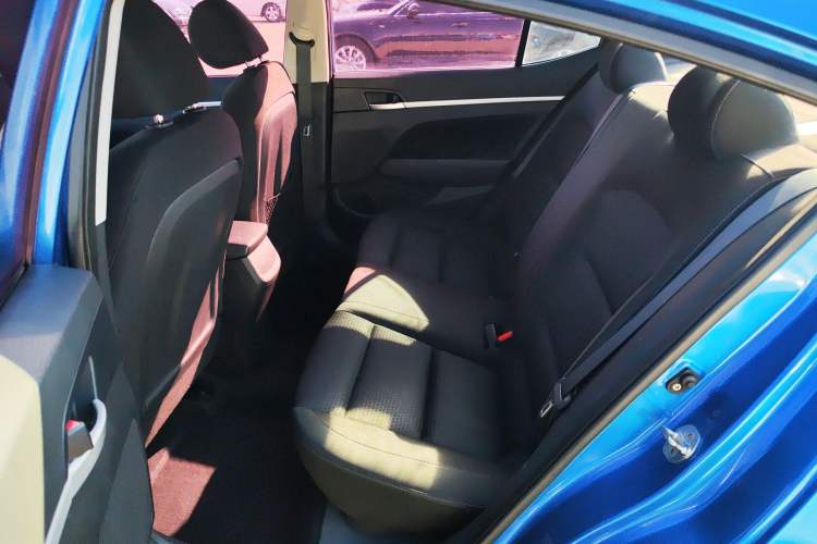 Used Hyundai Elantra 2016 1.6L Automatic ZhiXuan – Elite Version
